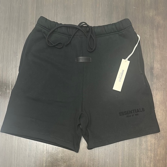 Essentials Fear of God Black Men's Shorts Size Small - Picture 1 of 7